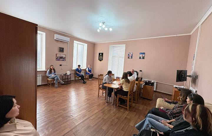 цикл лекций, направленных на профилактику терроризма, борьбу мошенничеством в соцсетях, вербовкой